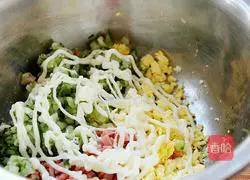 Kuaishou Egg Sandwich Recipe Illustration 3