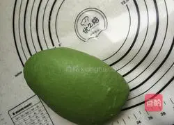 Illustration of how to make spinach dumplings 3