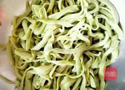 Illustration of how to make fried noodles 8