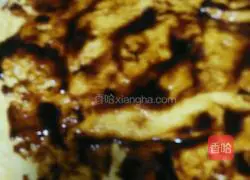 Illustration of how to roll eggs with pancakes 11