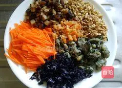 Illustration of how to make seaweed fried rice 1