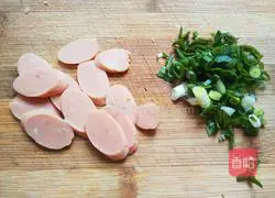 Illustration of how to cook noodles with enoki mushrooms 2