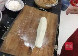 Cabbage and Pork Pie Recipe Illustration 9