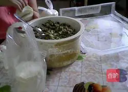 Illustration of how to make fungus dumplings 2