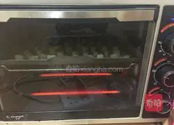 Illustration of the quick version of diced orange cheese pancakes (Holland) 7