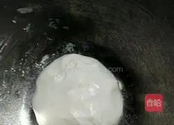 Illustration of how to make bear paw glutinous rice balls 1