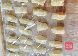 Illustration of how to make coarse grain buns 6