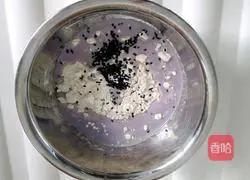 Illustration of how to make purple potato milk pancakes 10