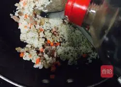 Illustration of how to make beef fried rice 4