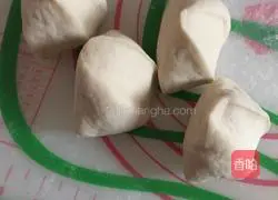 Illustration of how to make meat buns 5