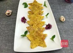 Illustration of how to make egg pancakes with shredded ginger and minced meat 9