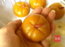 Illustration of how to make pumpkin cake 14