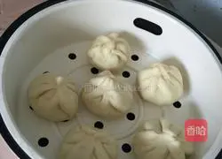 Illustration of how to make the first steamed bun masterpiece of the Hand Can Party 6