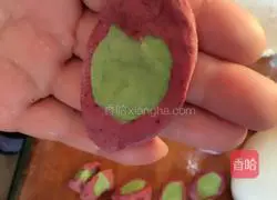 Illustration of how to make colorful dumplings 3