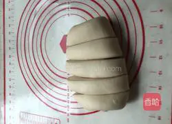 Illustration of how to make shepherd's purse dumplings 9