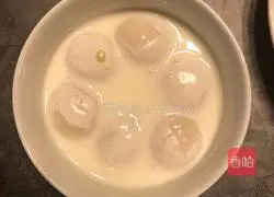 Yellow peach yogurt glutinous rice balls recipe 3