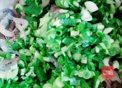 Illustration of how to make shrimp paste cake 3