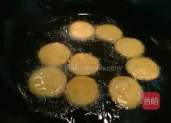 Potato Smiley Face Cake Recipe Illustration 6