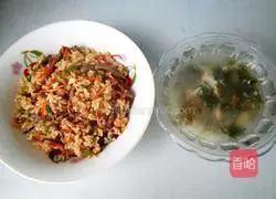 Illustration of how to make beef fried rice 10
