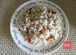 Illustration of how to make fried rice with cherry tomatoes, mixed vegetables and eggs 4