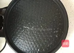 Illustration of how to make shredded carrot egg cake 2