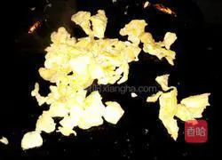 Illustration of how to make egg fried rice 5