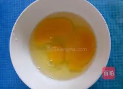 Illustration of how to make tomato and egg pancakes 3