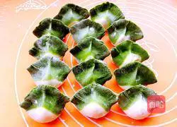 Illustration of how to make cabbage (Baicai) dumplings 19