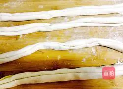 Illustration of making slag cake 10