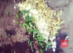 Illustration of how to make tomato and egg noodles 4