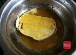 Illustration of how to make pan-fried steamed buns 3