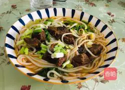 Illustration of making sauce-flavored beef brisket powder 12