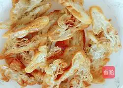 Illustration of how to make fried noodles with shrimp and cabbage 7