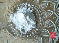 Illustration of how to make Binghua wontons 5