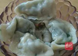 Illustration of how to make leek and egg dumplings 17