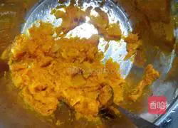 Illustration of how to make pumpkin steamed buns 2