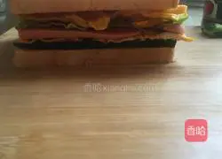 Illustration of how to make a sandwich 7