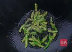 Illustration of how to make fried rice with vegetables and eggs 7