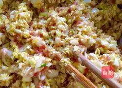 Illustration of how to make double stuffed dumplings 4