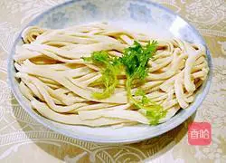 Illustration of homemade hand-rolled egg noodles 11