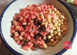 Illustration of how to make noodles with steamed rice noodles 2