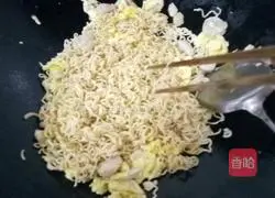 Illustration of how to make fried noodles 9