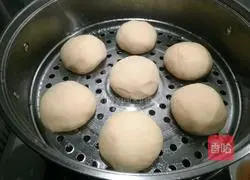 Cornmeal Steamed Buns Recipe Illustration 7