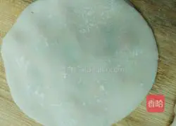 Illustration of how to make dumpling skin version of sesame cakes 5