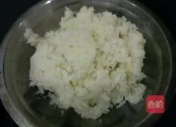 Illustration of how to make mutton dumplings 3