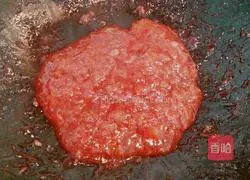 Illustration of how to make strawberry sandwich rolls 4