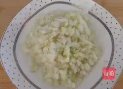 Illustration of how to make noodles with sauce 4