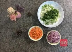 Illustration of how to make pastoral potato pancakes 2