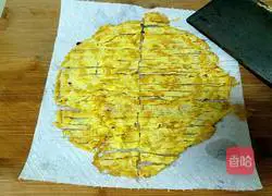 Illustration of homemade shrimp wontons 11