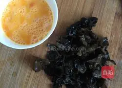 Vegetarian stuffed buns (fungus, egg and dried rice) Stuffing) Recipe Illustration 1